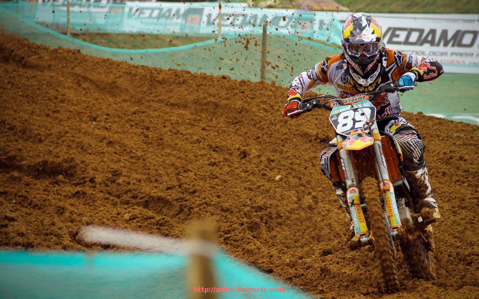 TK体育直播-世俱杯球员训练服科技含量横向对比与实用功能表现盘点